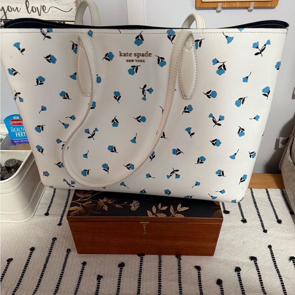 Large Kate Spade blue floral tote